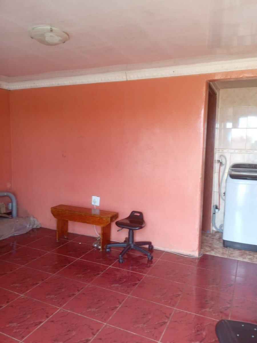 2 Bedroom Property for Sale in Mdantsane Nu 16 Eastern Cape